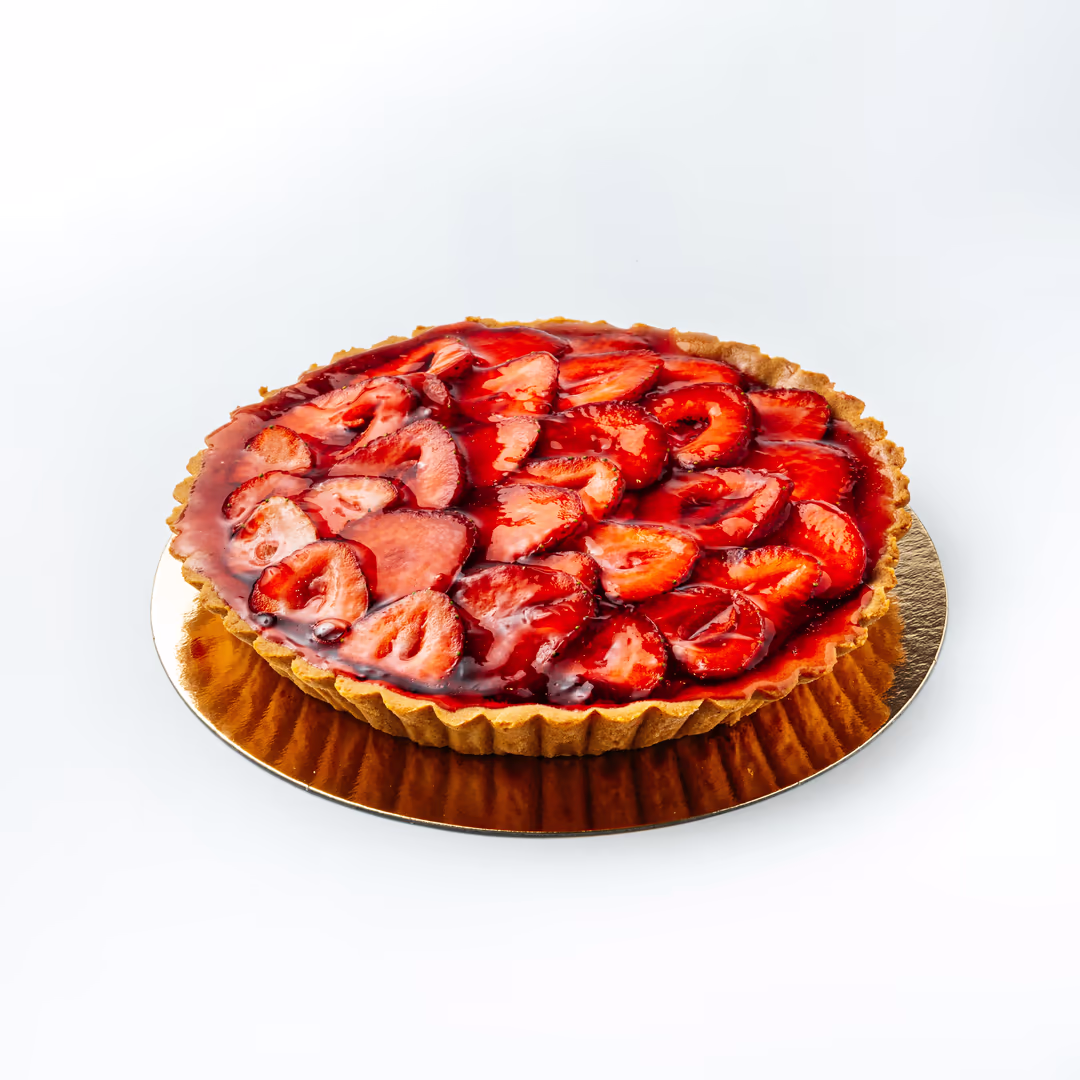 tarta ze śmietaną i owocami